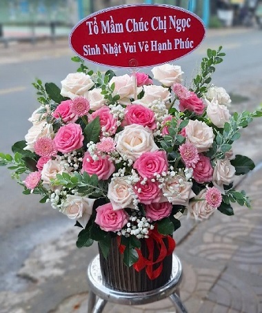 mua-gio-hoa-sinh-nhat-van-ninh-gia-re