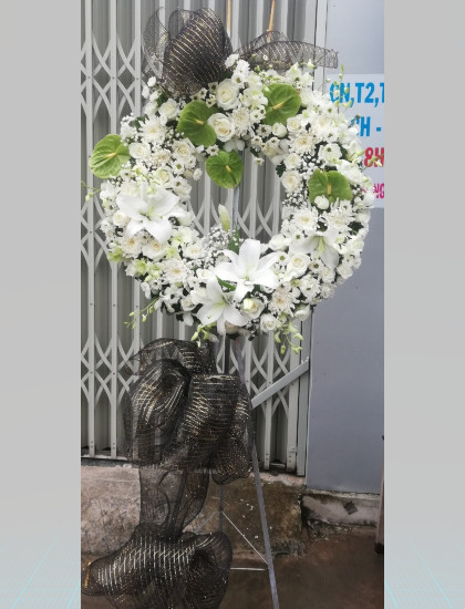 Vòng hoa T295 - Giọt Lệ Buồn