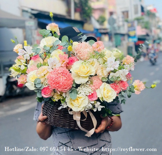 Bó hoa tươi gửi tại quận Đống Đa Hà Nội - Mẫu hoa RFHN1068 - Khi Đã Lỡ Yêu Rồi