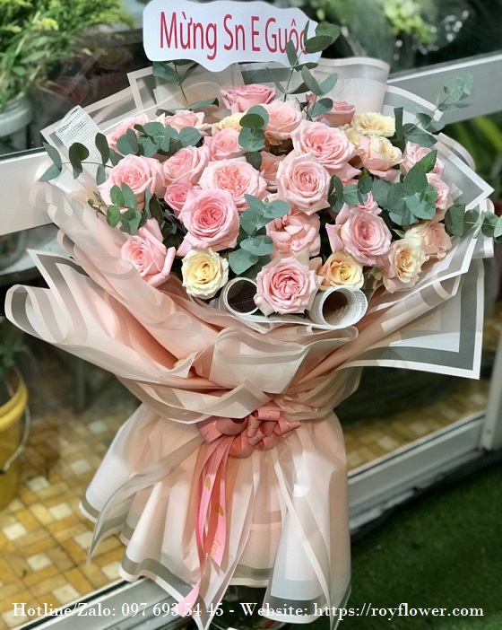 Miễn phí giao hoa tươi ở quận Đống Đa Hà Nội - Mẫu hoa RFHN1113 - Chúc Mừng Girl Friend