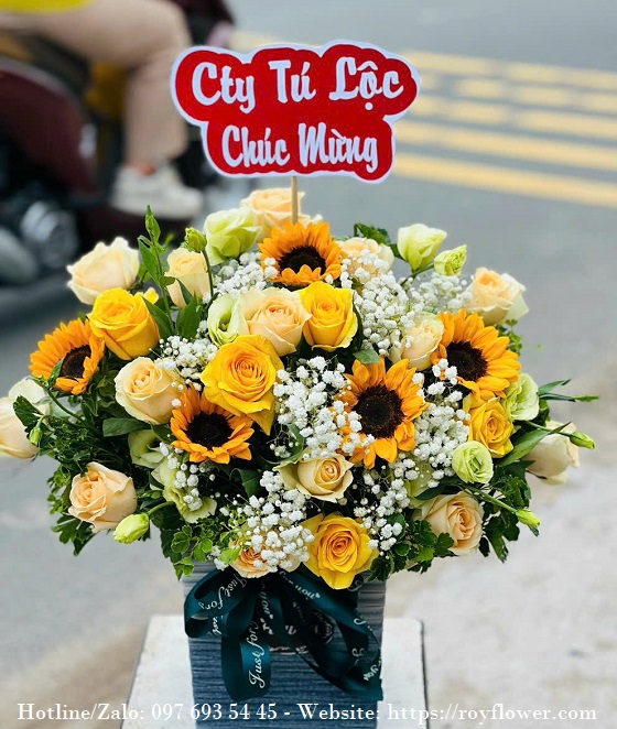 Hỗ trợ ship hoa giá rẻ ở quận Hai Bà Trưng - Mẫu hoa RFHN1175 - Công Ty Kính Chúc