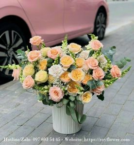 Tiệm hoa tươi gửi tại Hoàng Mai - Hà Nội - Mẫu hoa RFHN1362 - Kiêu Sa , Sang Chảnh .