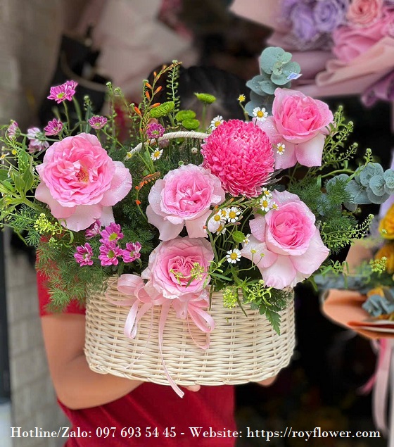 Shop hoa tươi gửi Quận 5 - Sài Gòn - Mẫu hoa RFSG2121 - Tone Hồng Nhẹ Nhàng