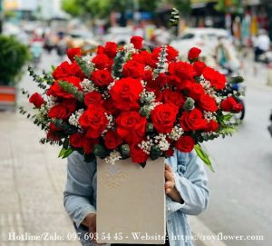 Giao bó hoa giá rẻ ở Quận 11 Sài Gòn - Mẫu hoa RFSG2723 - Hạnh Phúc