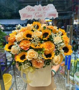 Mẫu Hoa RFHN4205 - Nhận giao hoa giá rẻ phường Phạm Đình Hổ quận Hai Bà Trưng Hà Nội - Trong Sáng