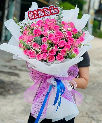 Mẫu Hoa RFHN4253 - Mua hoa tươi giao tại phường Phú Đô quận Nam Từ Liêm Hà Nội - Mối Tình Lãng Mạn