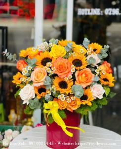 Cửa hàng hoa tươi đẹp ship quận Thủ Đức - Mẫu hoa RF4772 - Sắc Màu