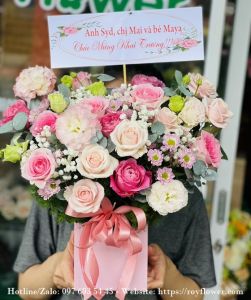 Tiệm hoa giá rẻ Cẩm Phả - Mẫu hoa RF5058 - Tha Thiết