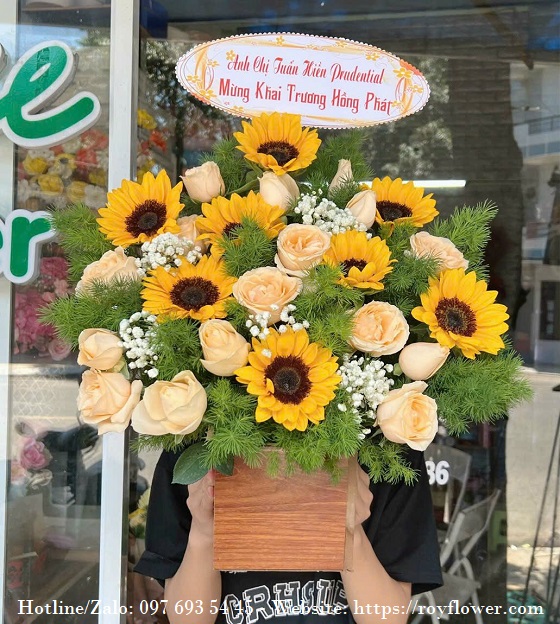 Shop hoa tươi đẹp tại Vĩnh Long - Mẫu hoa RF5066 - Niềm Vui Sâu sắc