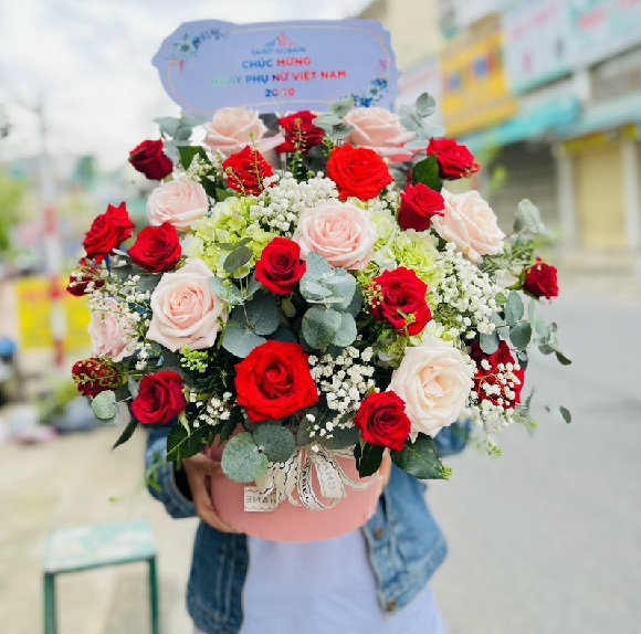 Hoa 8/3 - Mẫu hoa đẹp tặng ngày Quốc tế Phụ nữ | HDL202 - Một Nửa Thế Giới Xinh Đẹp